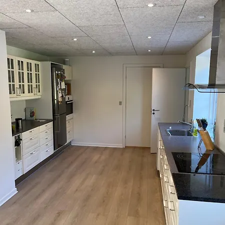 Lejlighed Nyrenoveret Hus Til 2 Personer *