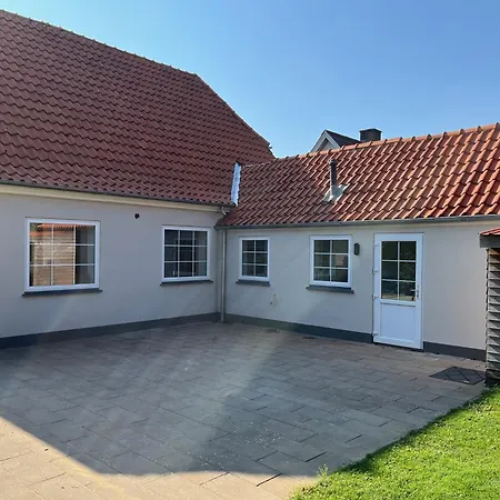 Nyrenoveret Hus Til 2 Personer 公寓 Arre